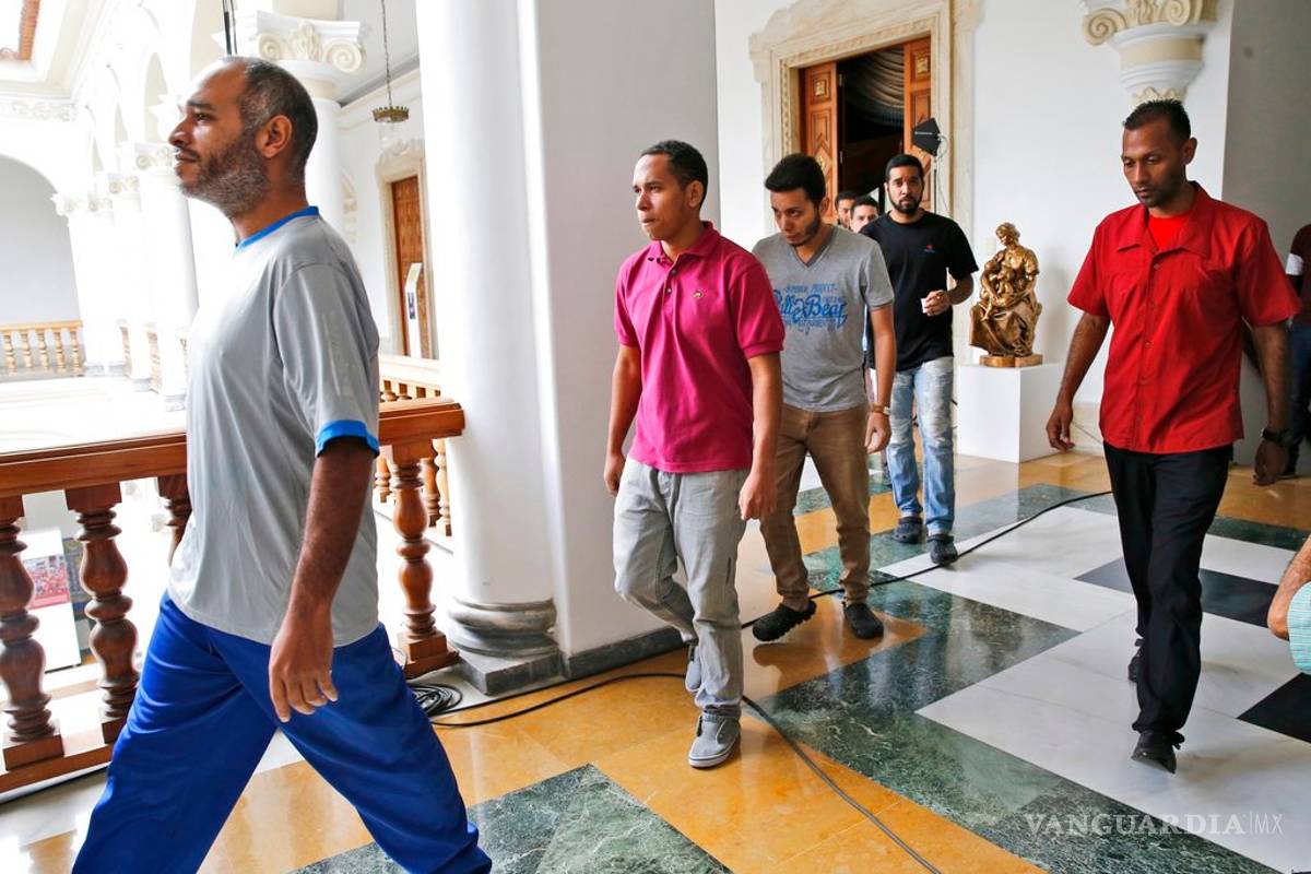 Venezuela: liberan a 39 opositores presos