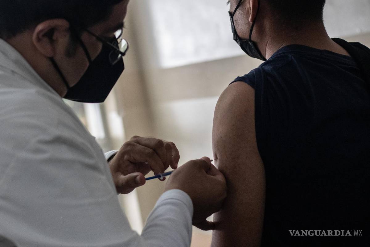El 20% de la población rechaza vacuna contra COVID-19 en SLP