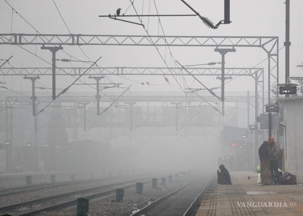 $!Esmog y frío agobian a los habitantes de Nueva Delhi