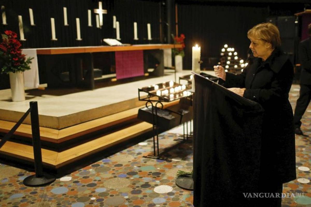 El miedo al mal no nos debe paralizar: Merkel