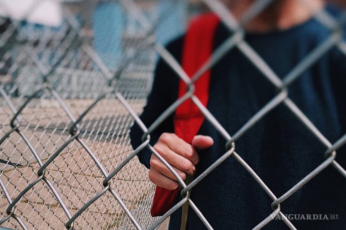 Denuncian a maestra por acoso sexual a alumno de prepa en Saltillo