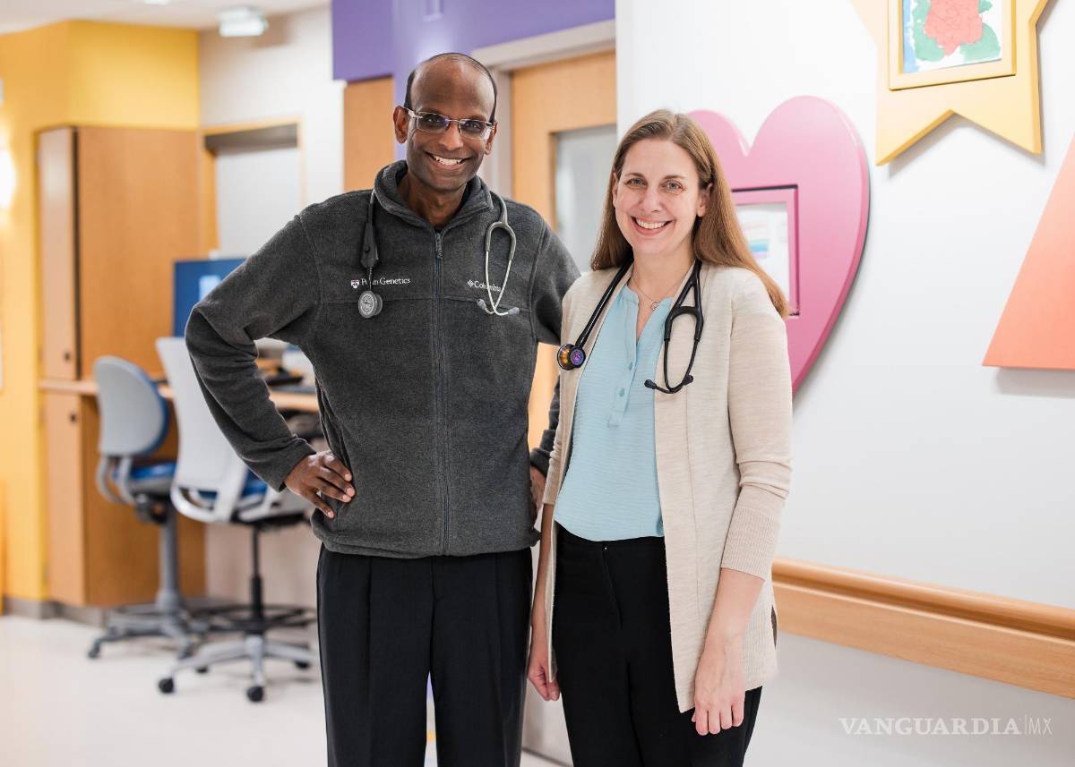 $!El Dr. Kiran Musunuru, investigadora de edición genética en la Universidad de Pensilvania, (i), y a la Dra. Rebecca Ahrens-Nicklas.