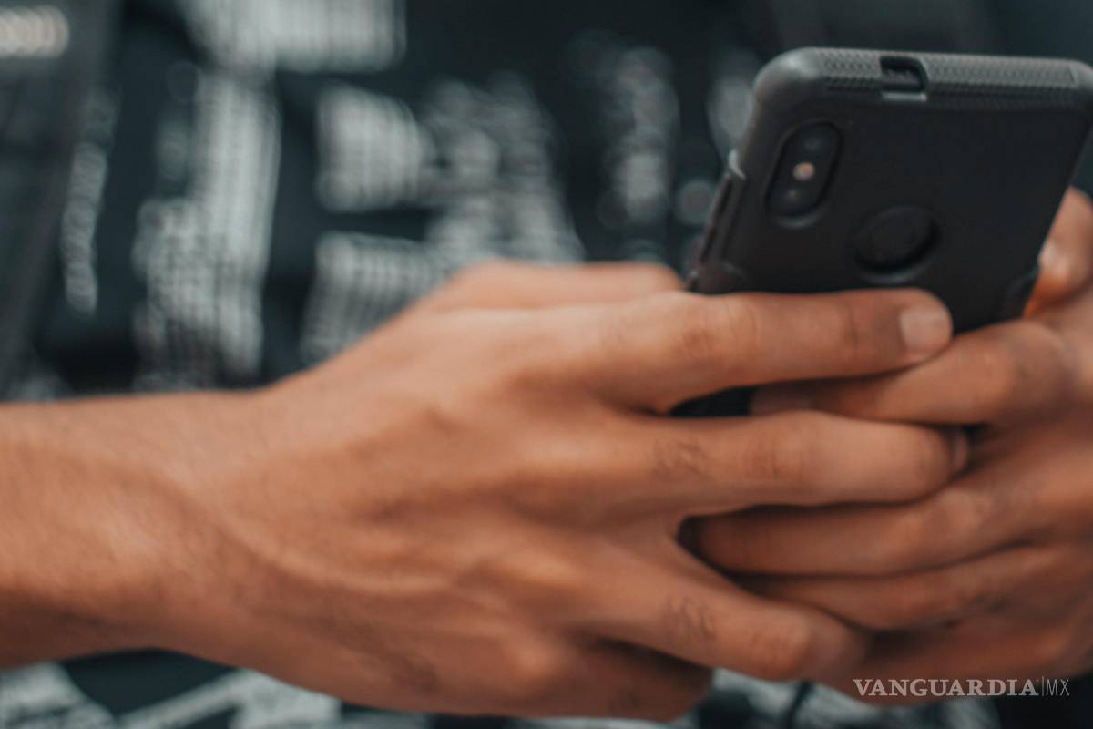 Jungla digital: Redes sociales y el negocio de la difamación