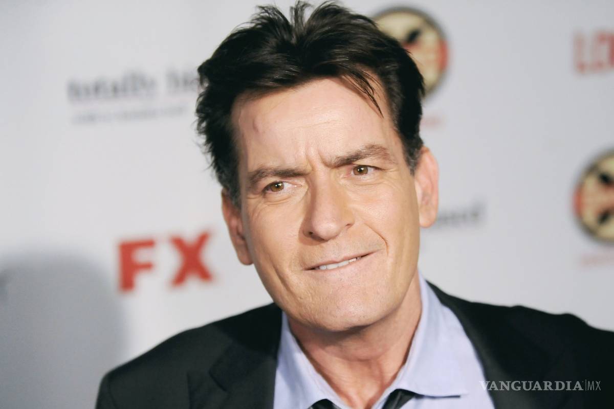 Charlie Sheen demanda a cadena por fracaso de Anger Management