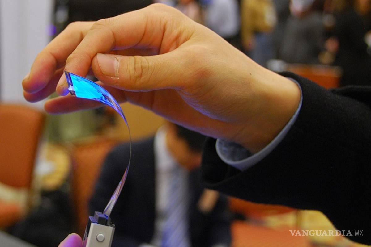 Samsung presenta la primera pantalla elástica del mundo