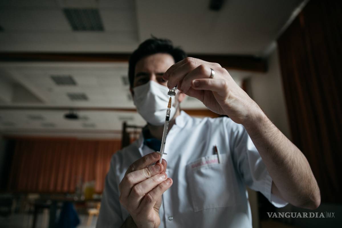 Los acuerdos secretos por las vacunas