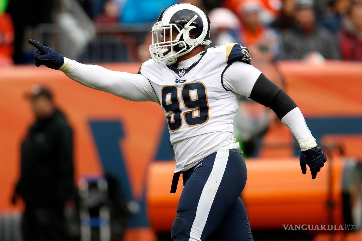 Ni el frío pudo con Gurley para mantener el invicto de los Rams