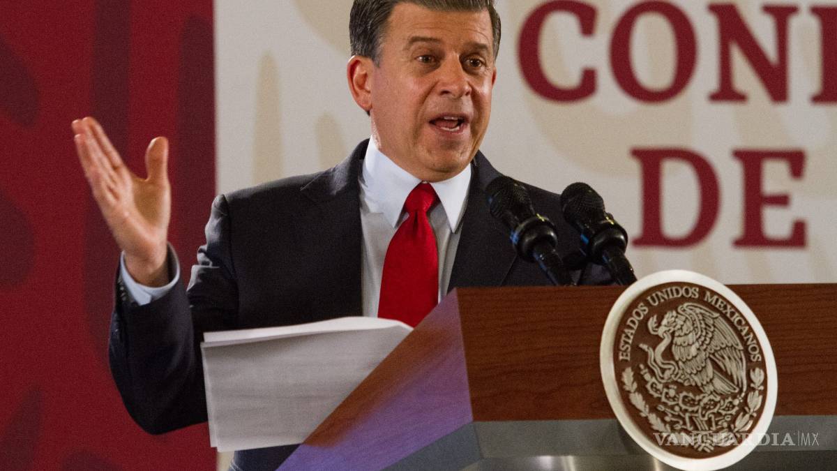 'Que no se pasen de rosca': Profeco pide a gasolineros no abusar en precio de gasolina