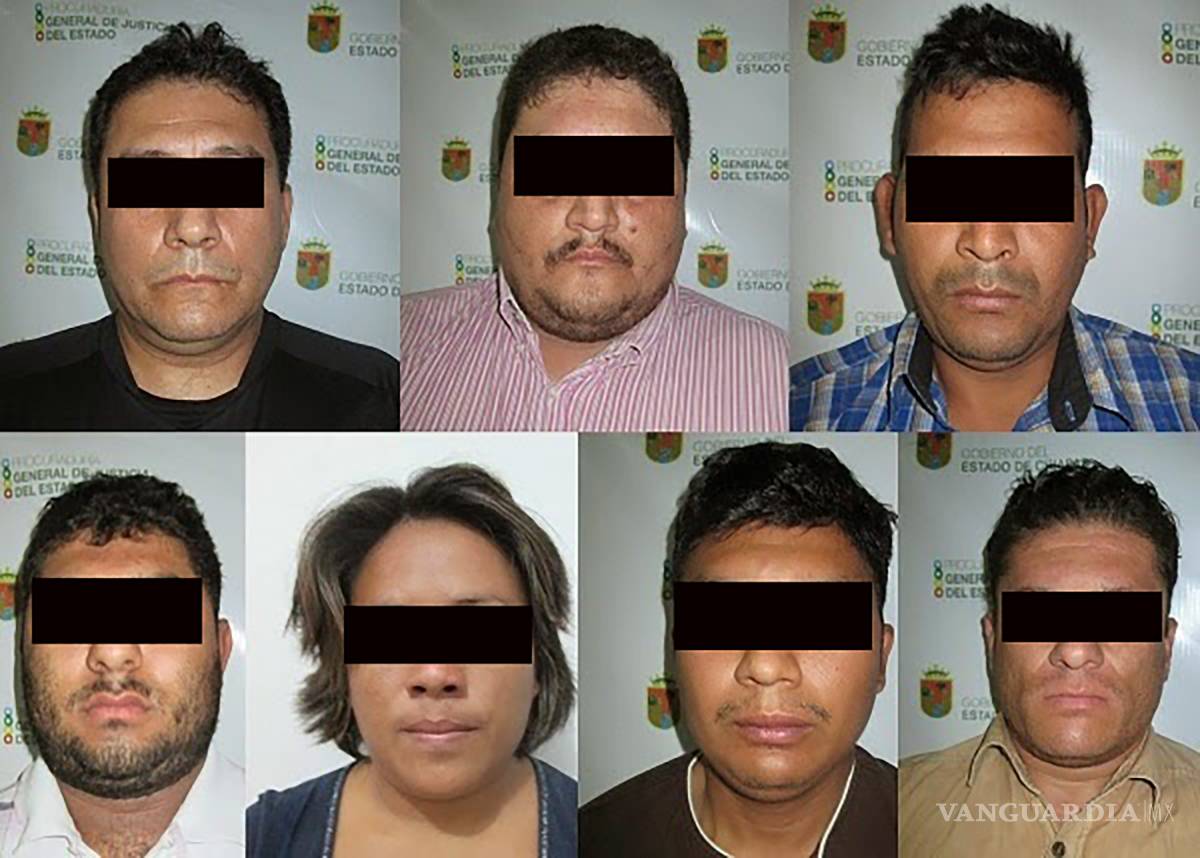 $!Su esposa le pidió el divorcio, él la enterró viva