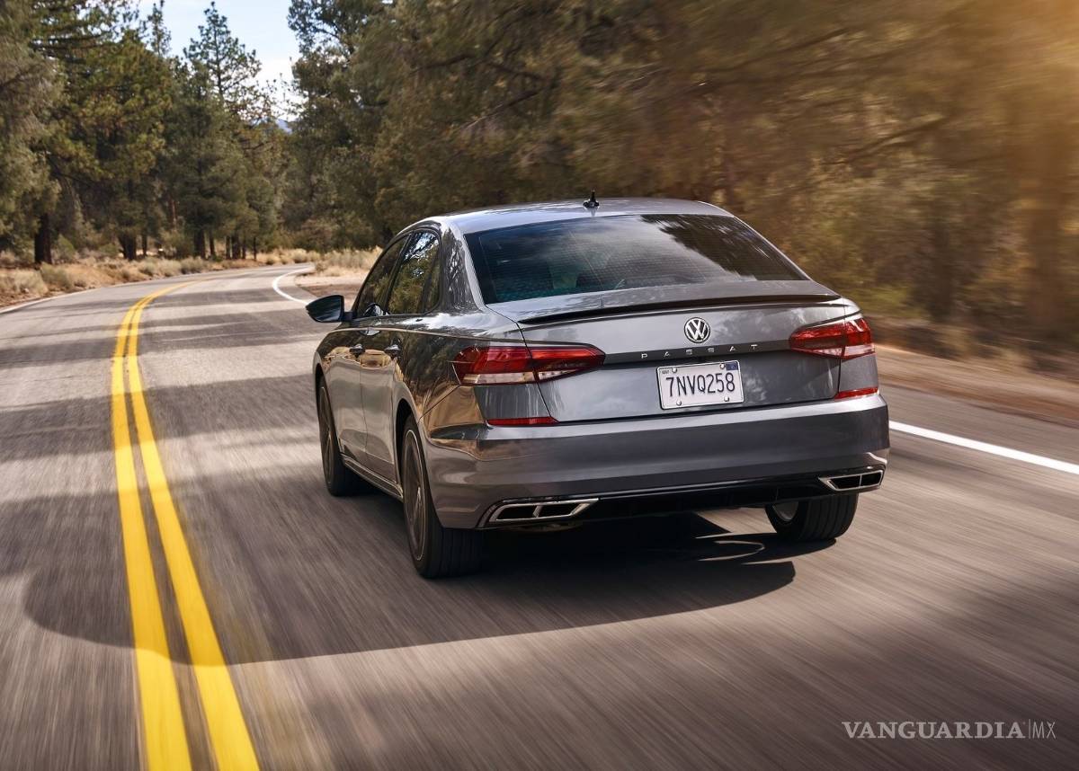 $!Volkswagen Passat 2020, nuevo pero menos tecnológico que el Jetta