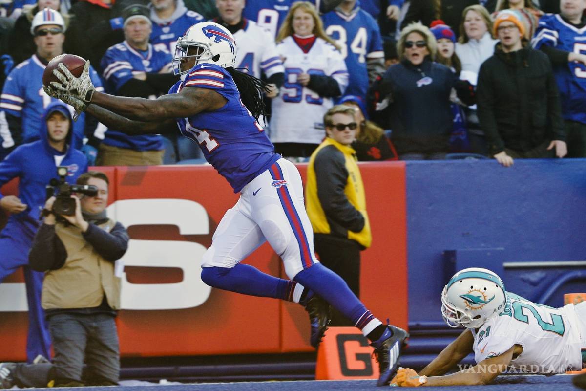 Watkins guía a Bills a triunfo sobre Delfines
