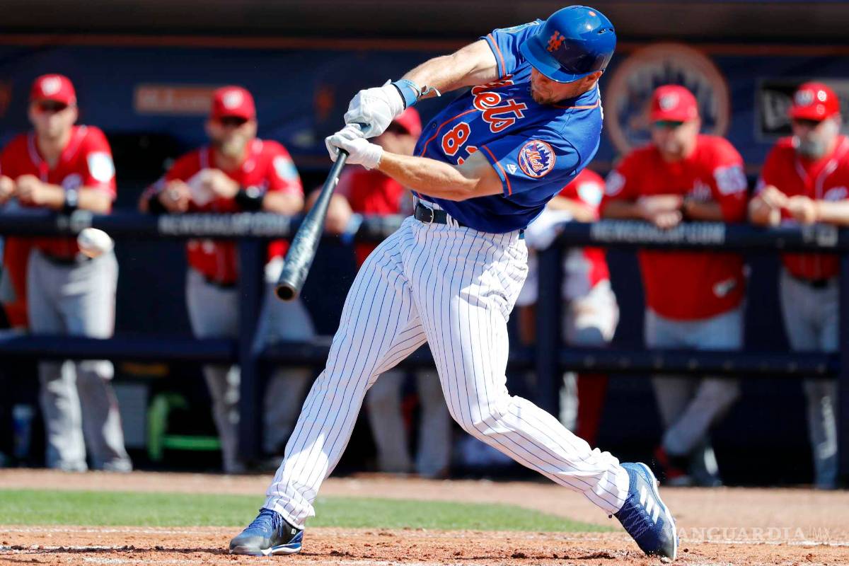 $!¡Turno al bate! Tim Tebow se prueba con los Mets