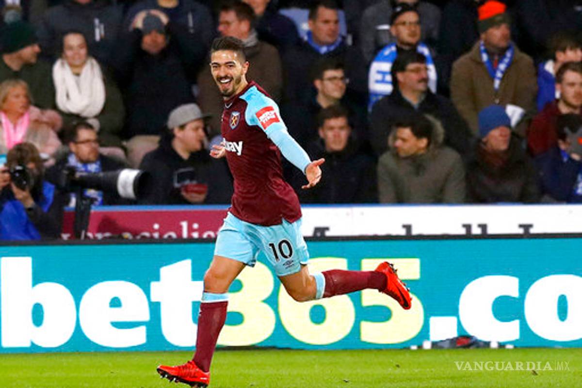 Sin 'Chicharito', West Ham golea al Huddersfield Town