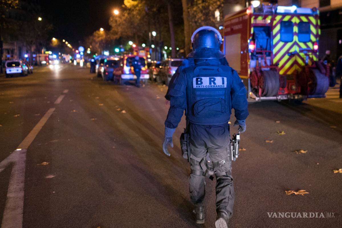 Asesinan a los 100 rehenes del Bataclan en París