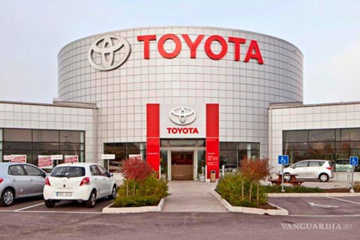 Debido a los aranceles, beneficio neto de Toyota cayó un 7% en abril-septiembre