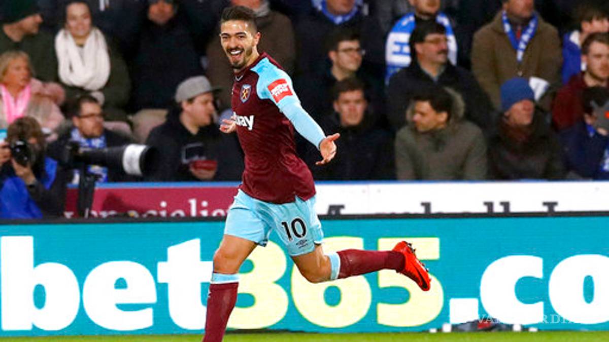 Sin 'Chicharito', West Ham golea al Huddersfield Town
