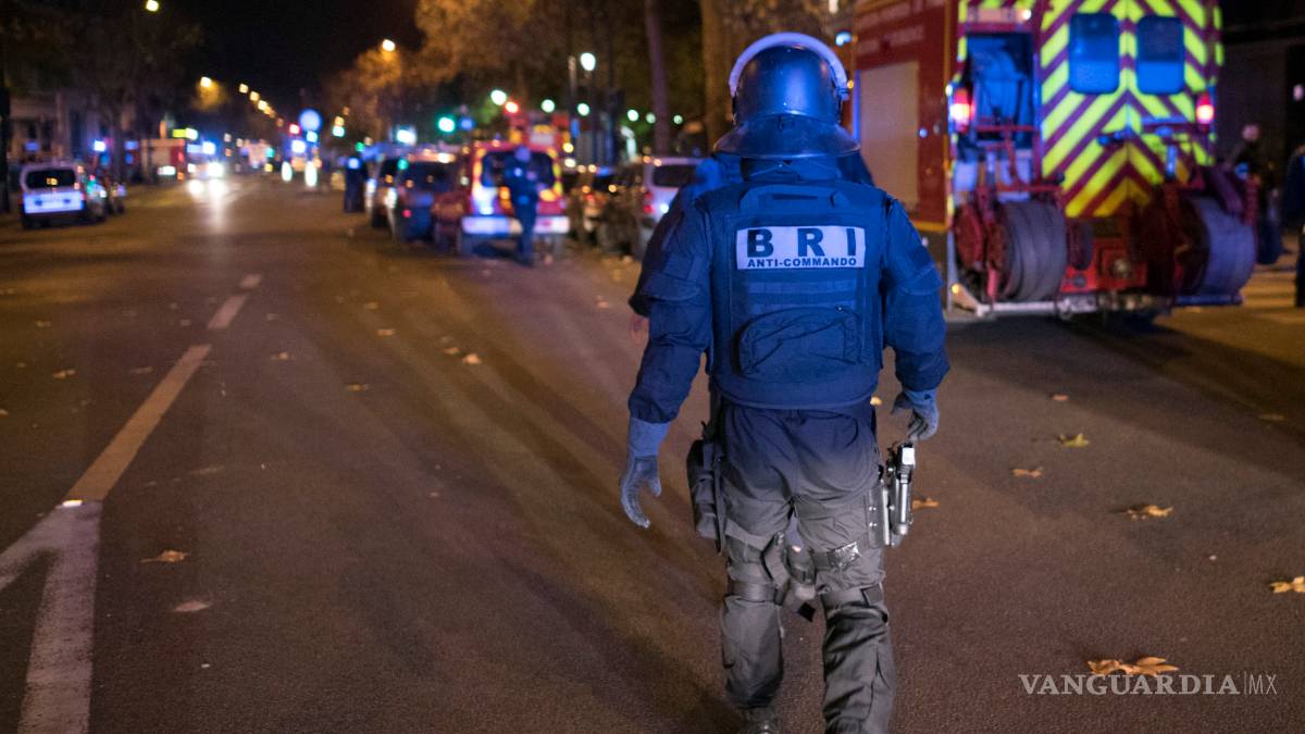 Asesinan a los 100 rehenes del Bataclan en París