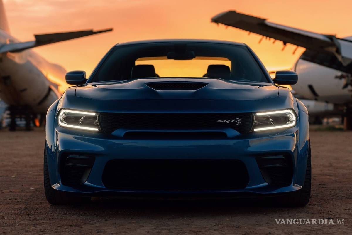Dodge Charger SRT Hellcat Widebody ya es una realidad, con 707 caballos y 315 km/h