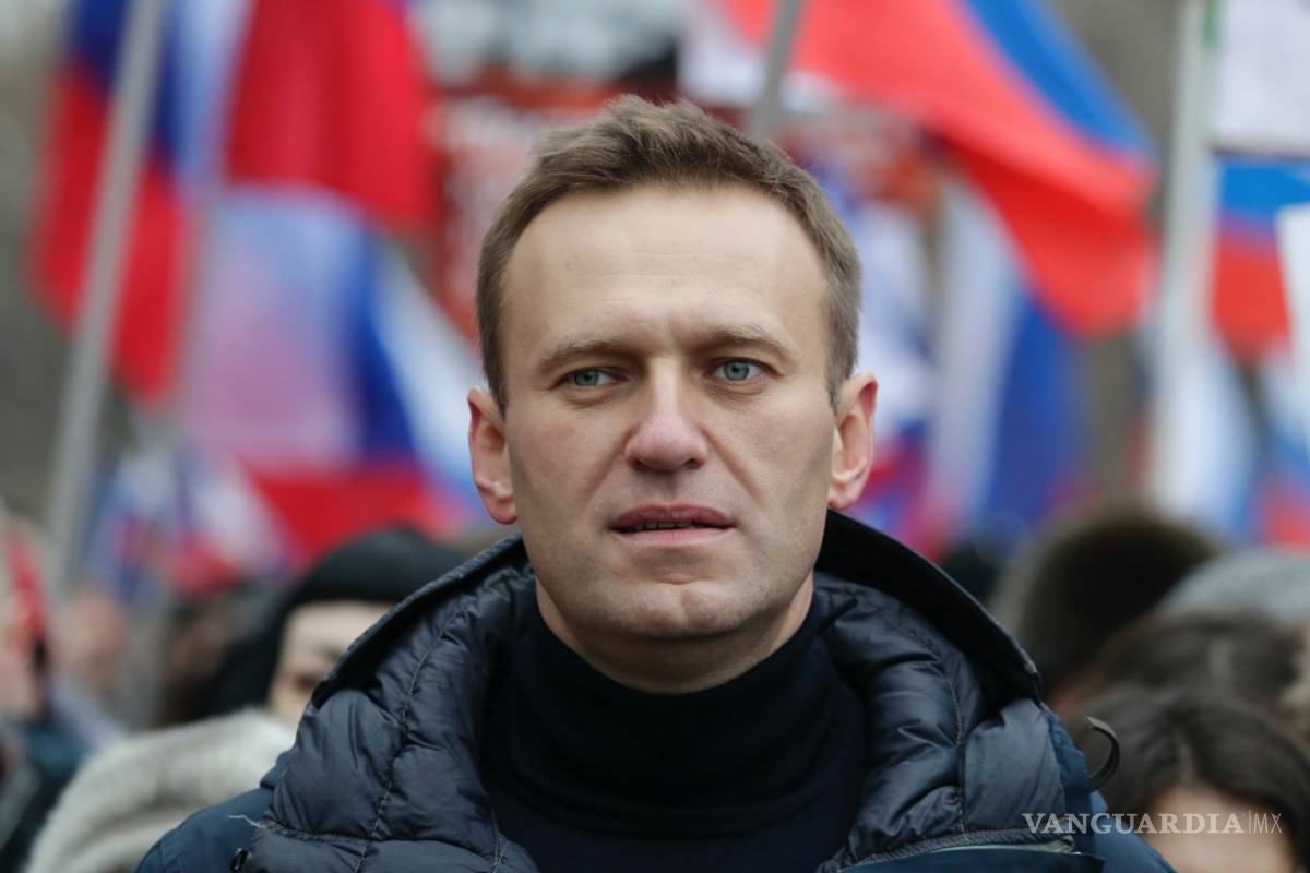 El opositor ruso Alexei Navalni llega a Berlin para ser tratado hospital universitario de La Charité