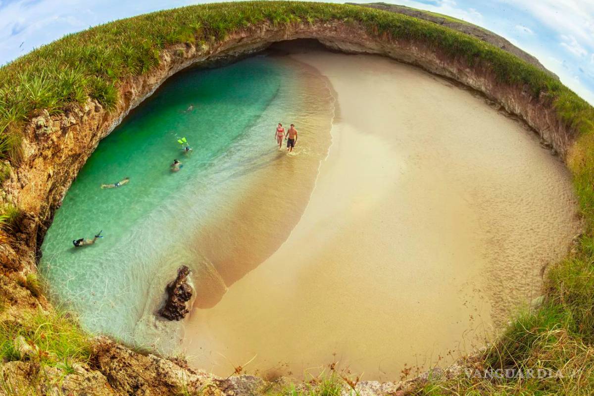Cierran playa en Islas Marietas al turismo por daño ecológico