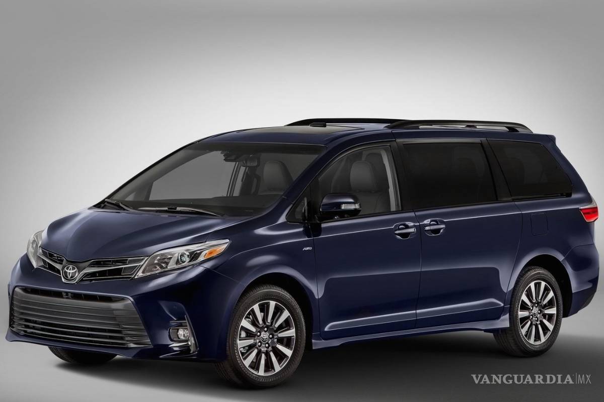Precios, versiones y equipamiento de la Toyota Sienna 2018