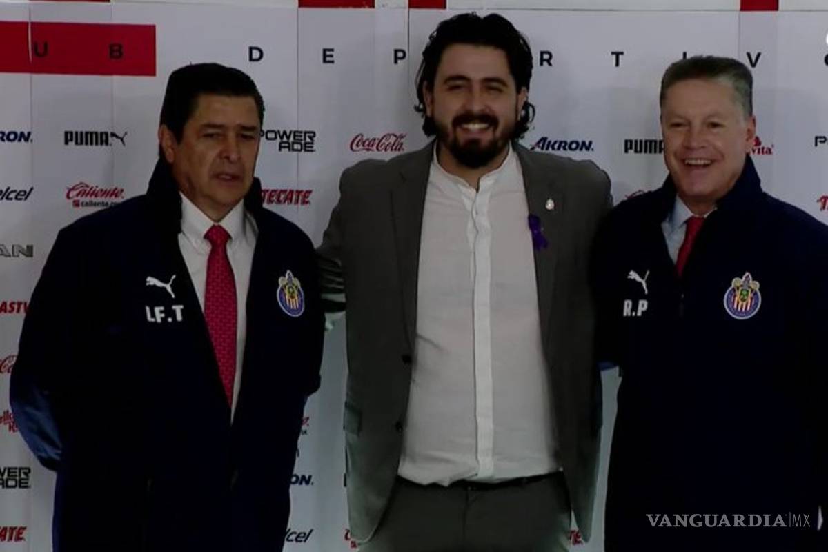 Hacen oficial la era Peláez en Chivas...ratifican al 'Flaco' Tena como técnico