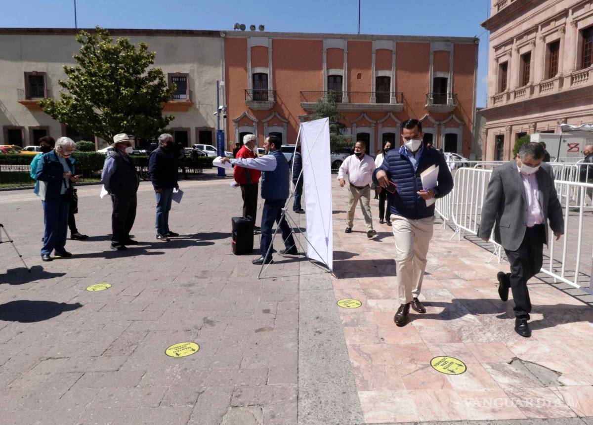 $!Convocan maestros de Coahuila a marcha para exigir resolver irregularidades en pensiones y servicio médico del magisterio