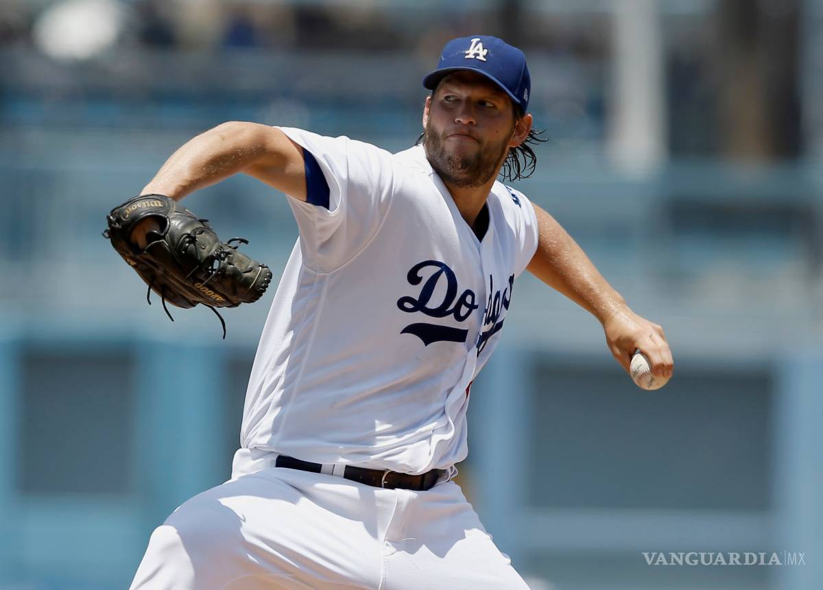 $!Lesión de Clayton Kershaw pone en peligro liderato de los Dodgers