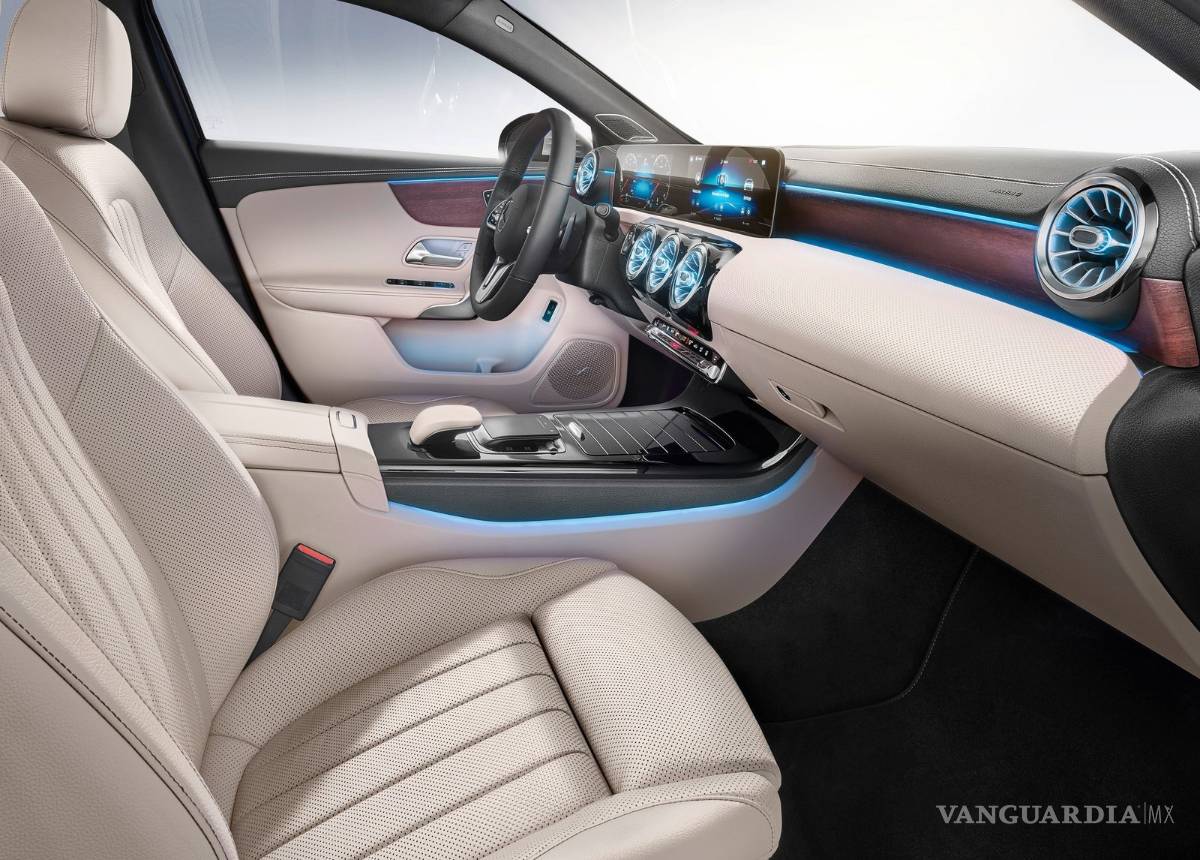 $!Mercedes-Benz Clase A, elegante sedán que se fabricará en México y llegará en 2019