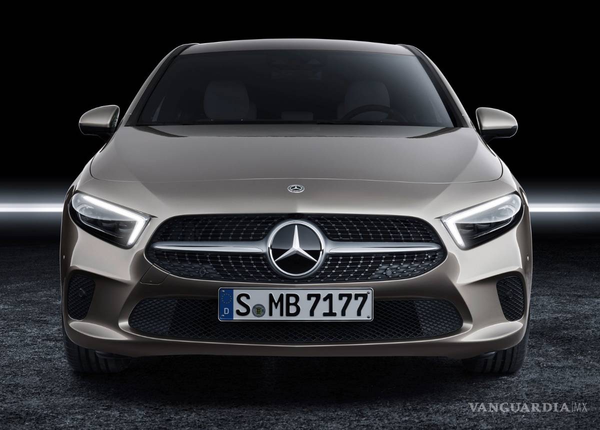 $!Mercedes-Benz Clase A, elegante sedán que se fabricará en México y llegará en 2019