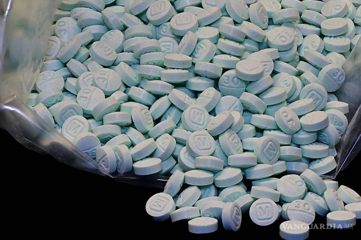 Cárteles reclutan a estudiantes de química para fabricar fentanilo, señala el New York Times