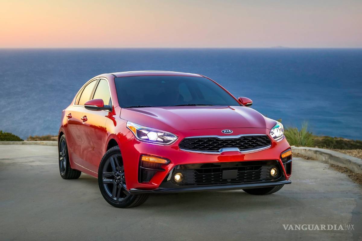 Renovado y mejorado, así es el KIA Forte 2019; precio, versiones y equipamiento
