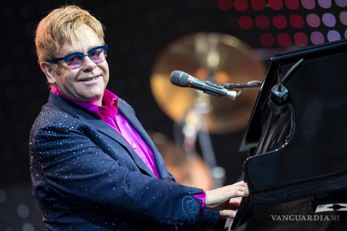 Elton John agrega 12 conciertos a su gira del adiós