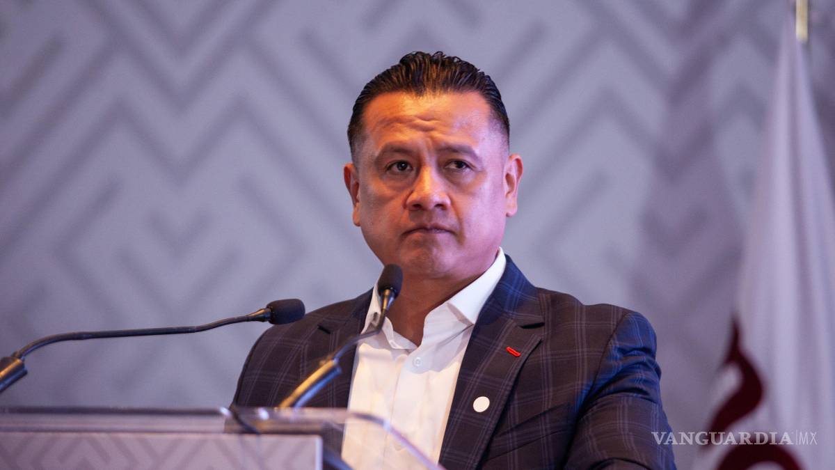 Carlos Torres Piña presenta su renuncia a la Fiscalía de Michoacán