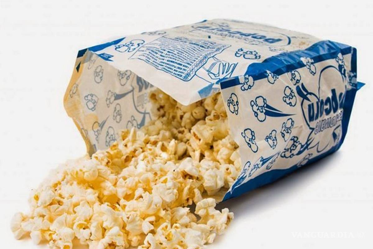 Comer palomitas de microondas ¡daña tu salud!