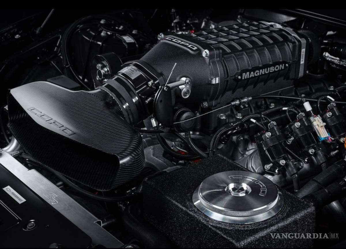 $!Chevrolet COPO Camaro John Force Edition 2020, un muscle car único