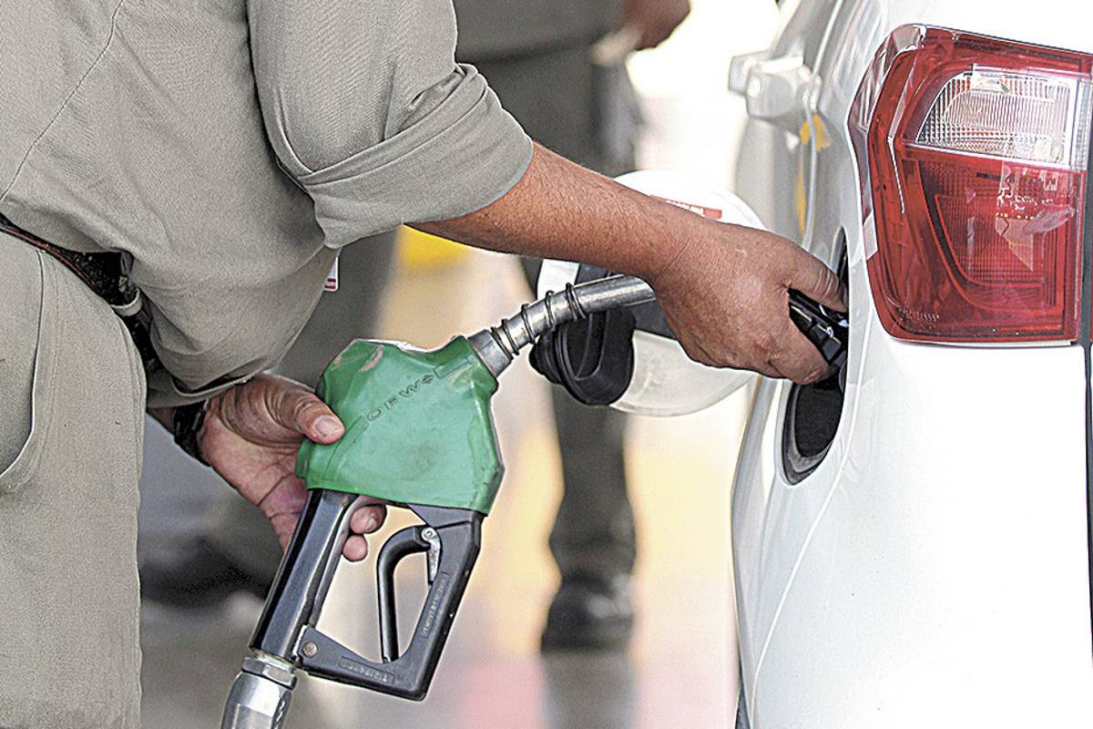 Aplicarán ‘gasolinazo’ a partir de este viernes