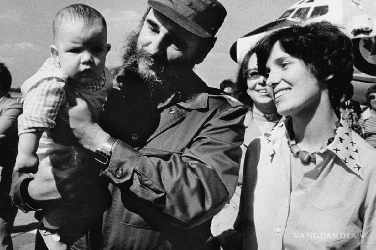 $!¿Fidel Castro es padre de Justin Trudeau? Teoría se desata en redes sociales