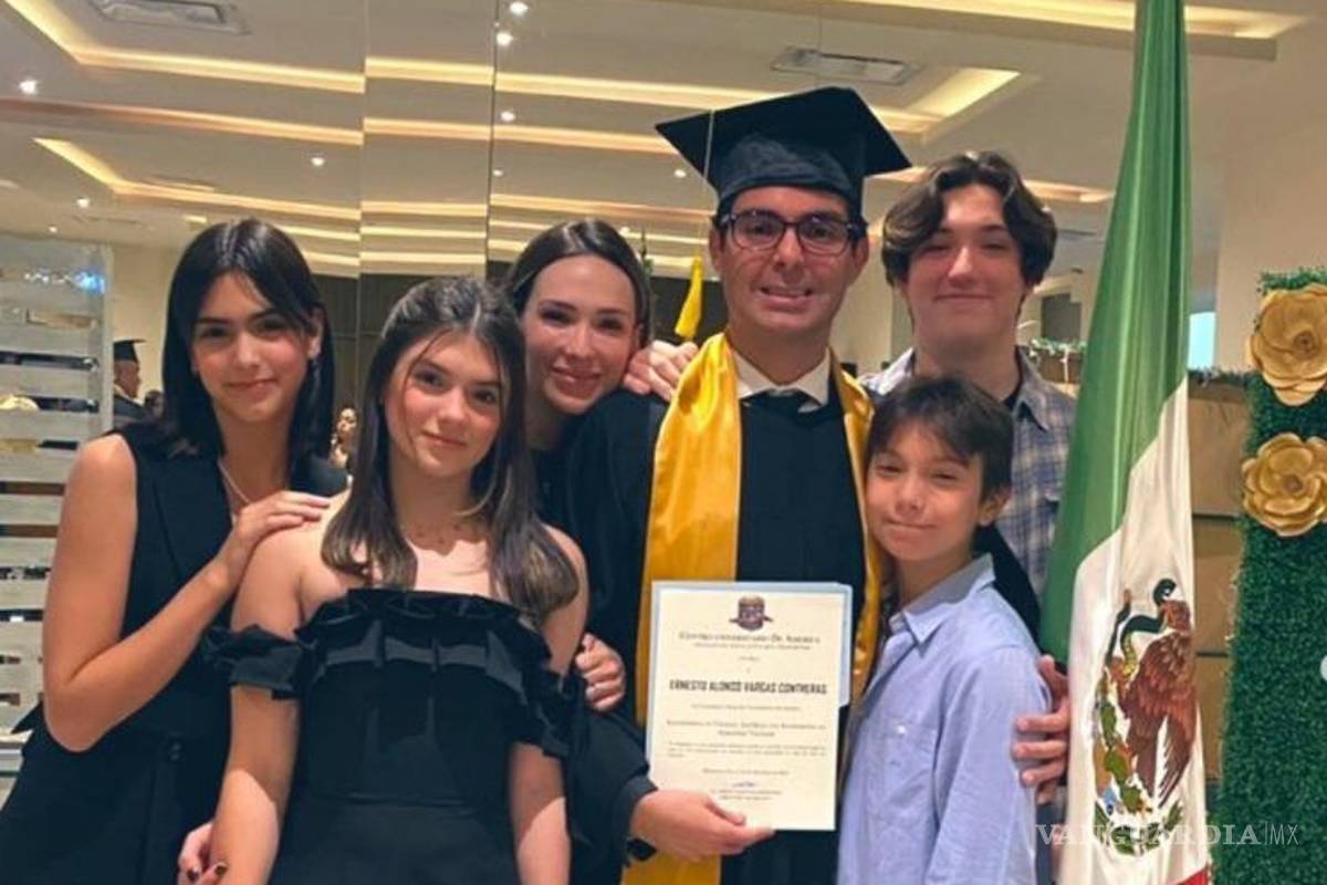 A sus 44 años Ernesto D’Alessio se gradúa en Ciencias Jurídicas