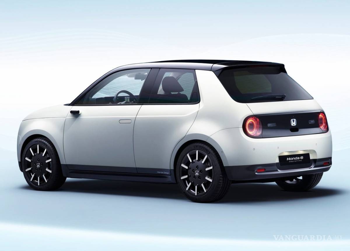 $!Honda e, se deja ver un poco más el nuevo auto eléctrico retro de Honda