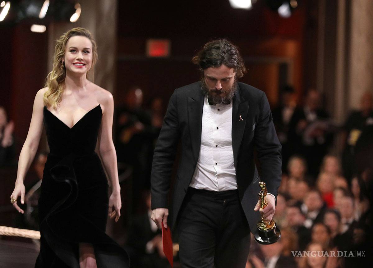 $!A Brie Larson no le gustó que Casey Affleck ganara el Oscar