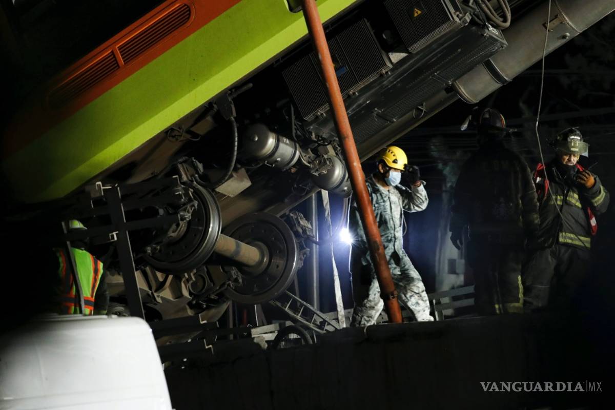 $!Imágenes del desplome en el metro en CDMX
