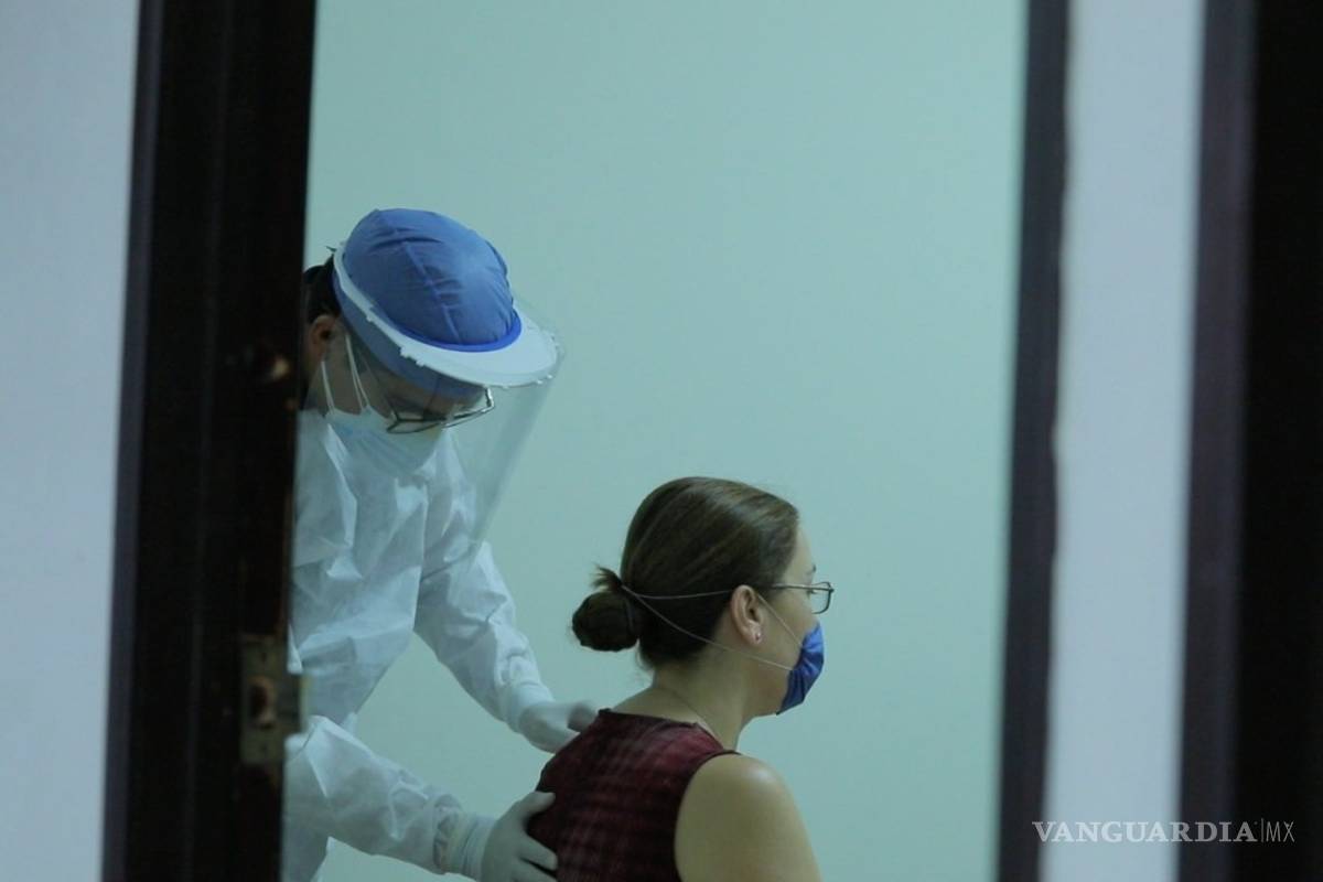 155 mil muertes ligadas a COVID, son 67 mil más que las confirmadas