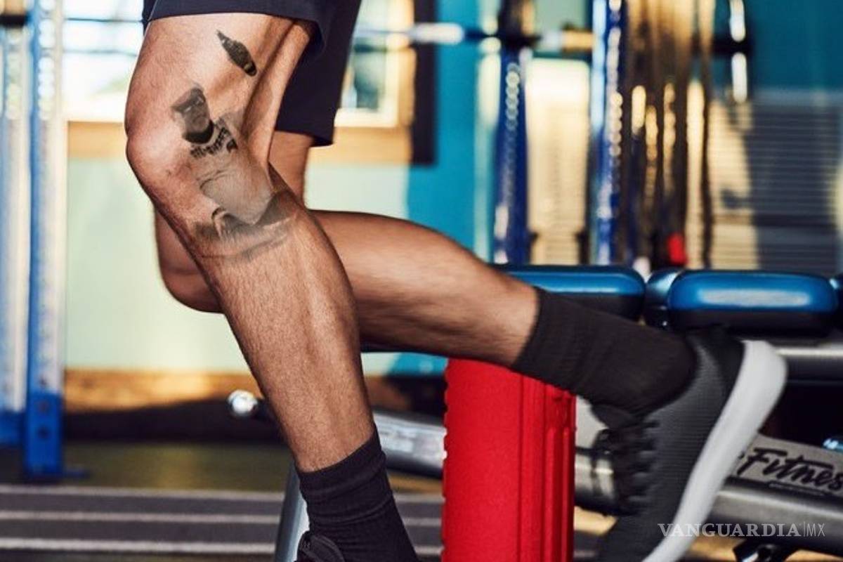 Presume Brady ‘tatuaje’ de su head coach