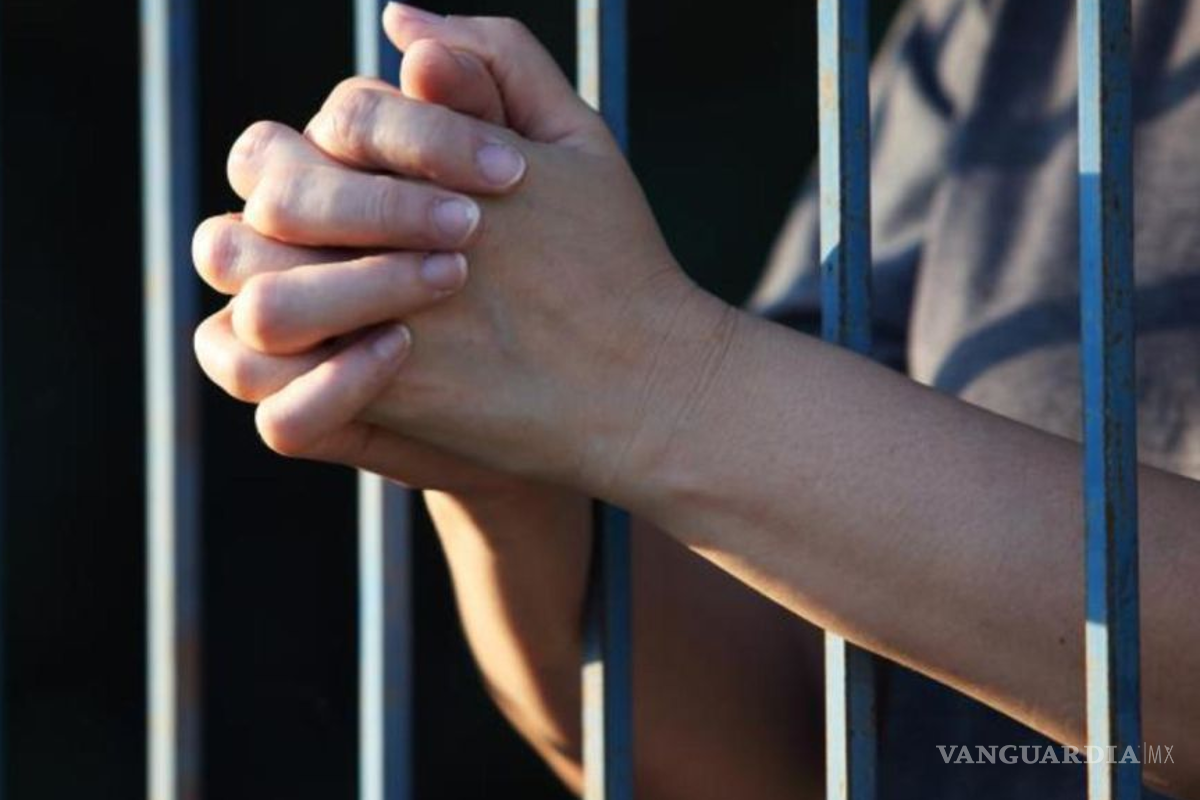 Suprema Corte ordena eliminar artículos que castigan con la cárcel el aborto