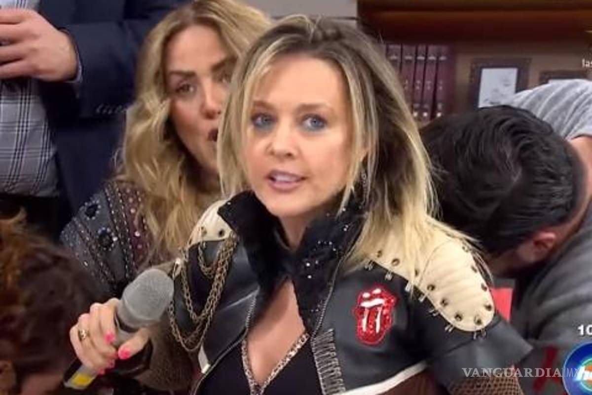 Así fue el percance que sufrieron Andrea Legarreta y Fey en pleno programa en vivo (VIDEO)