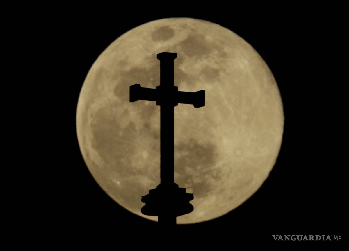 $!Así luce la 'Luna de Gusano' [Fotos]