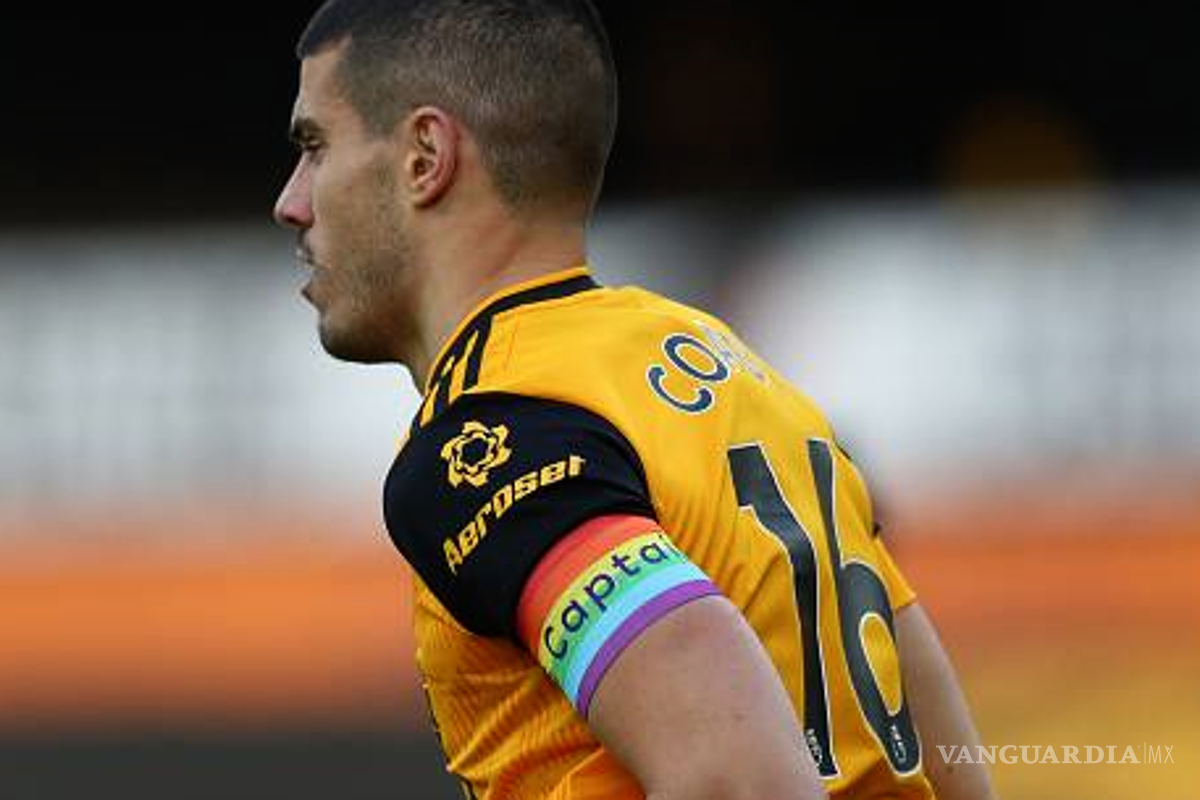 ‘Ser gay será cotidiano en el fútbol’; defensa inglés, Conor Coady, se pronuncia aliado LGBT