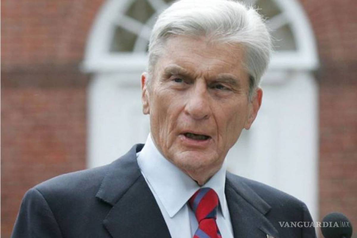 Clinton recibe el apoyo de un histórico exsenador republicano de Virginia