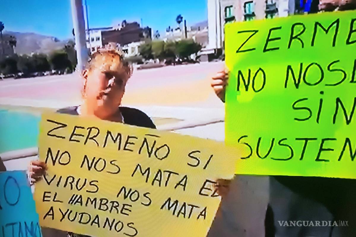 Trabajadores y meseras de Torreón protestan por cierre de bares